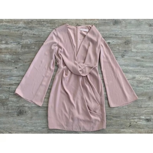 NWOT KEEPSAKE THE LABEL ‘No Limits’ Mini Dress - Picture 2 of 2